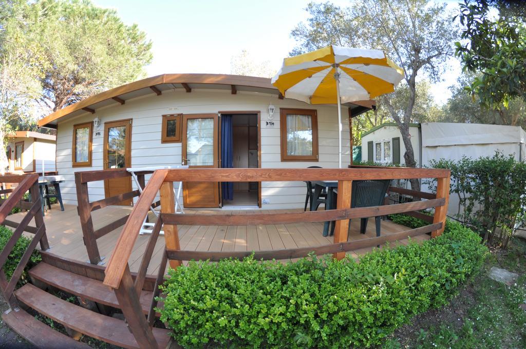 Camping Villaggio Paestum 포체 델 셀레 외부 사진